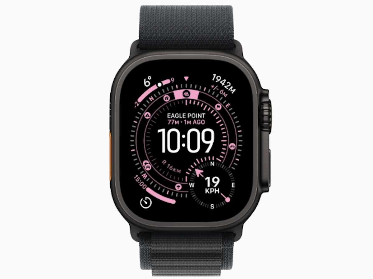 Vooraanzicht van de robuuste Apple Watch Ultra 3 met tijdweergave