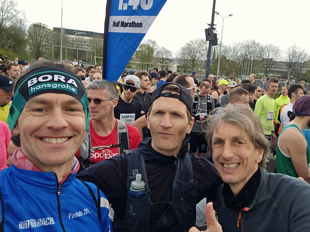 Bij de halve marathon selfie