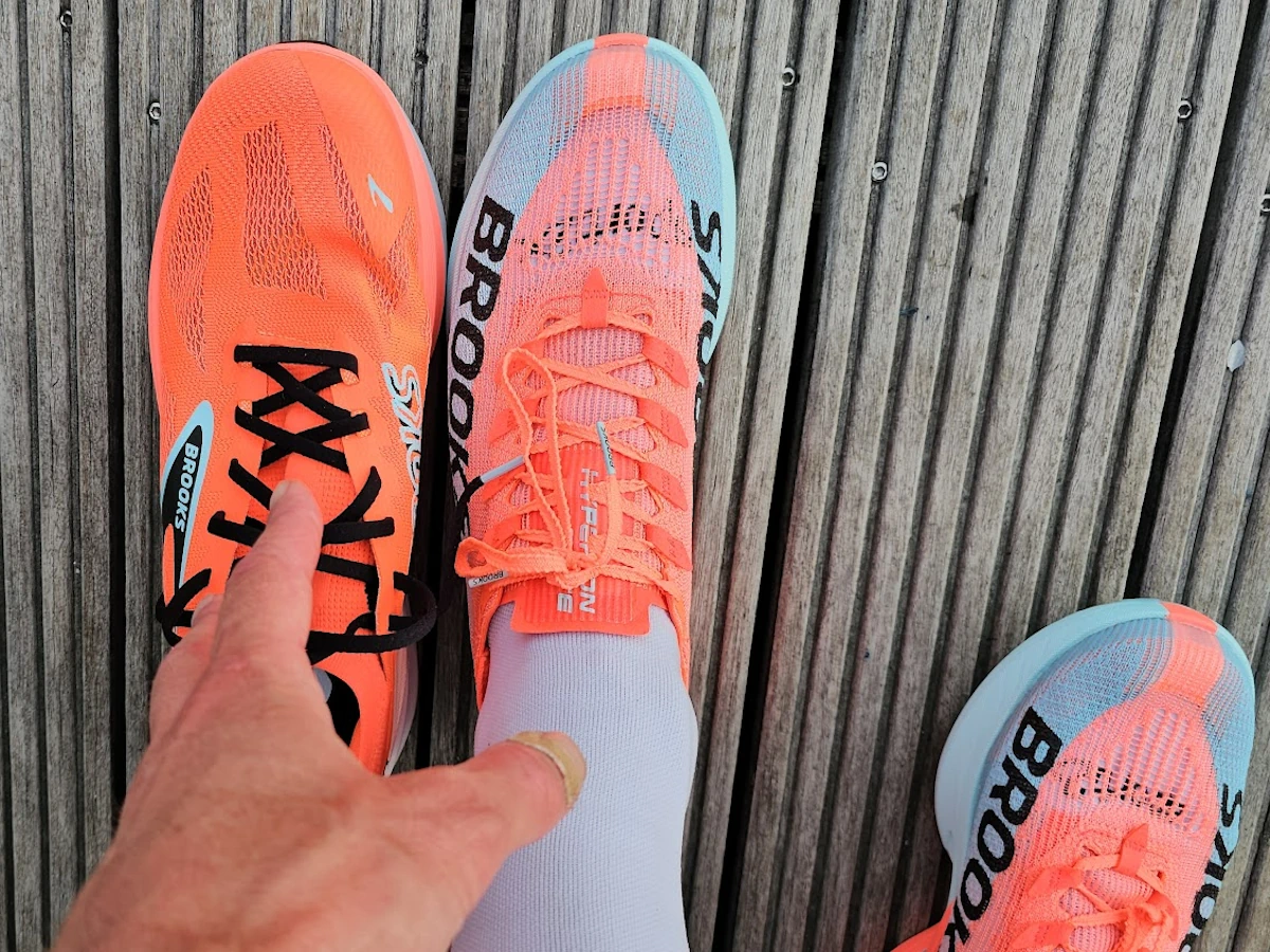 Brooks Hyperion Elite 5 vs Hyperion Max aan de voeten tijdens test