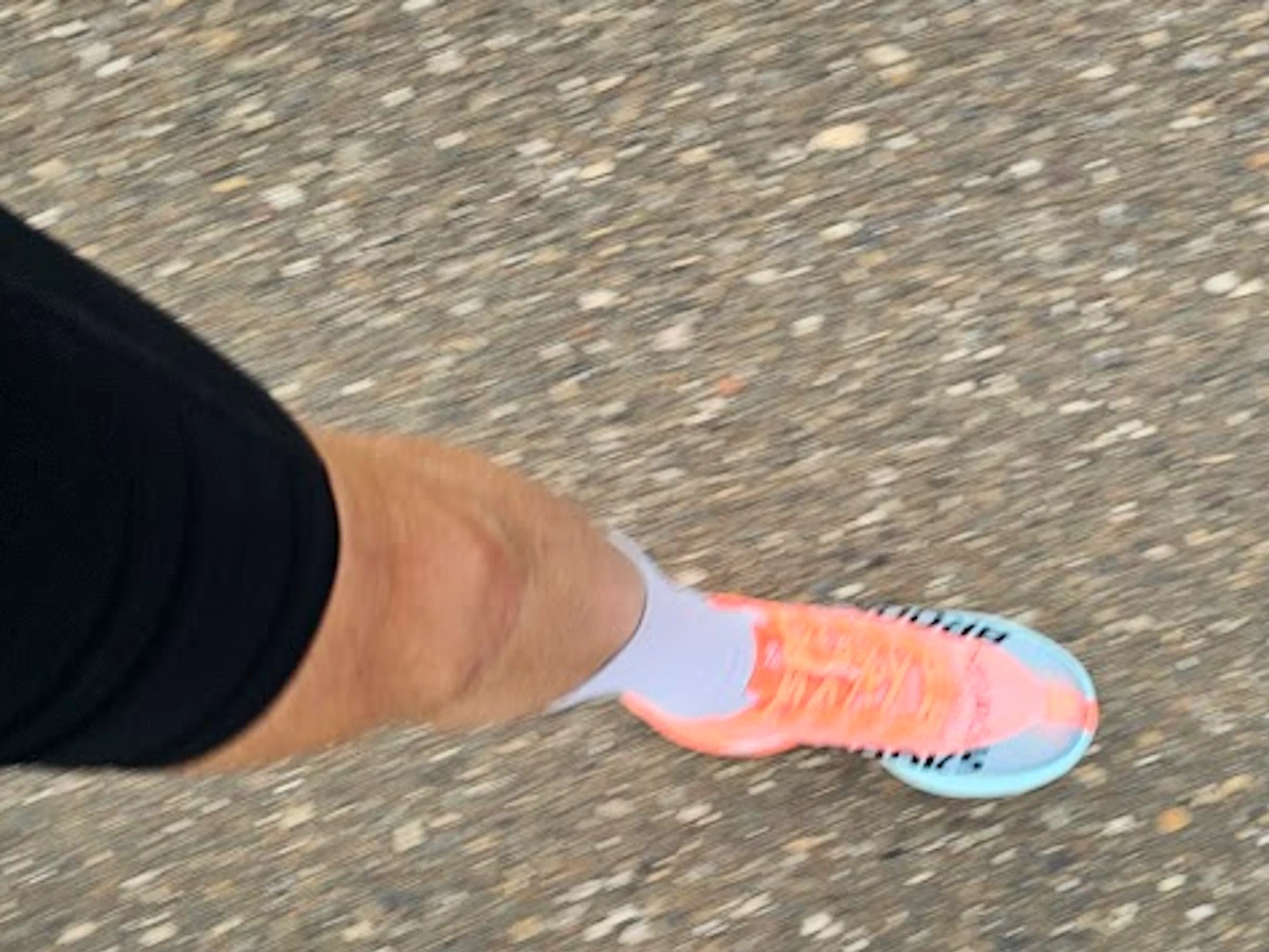 Vergelijking tussen Brooks Hyperion Elite 5 en Hyperion Max tijdens hardlopen