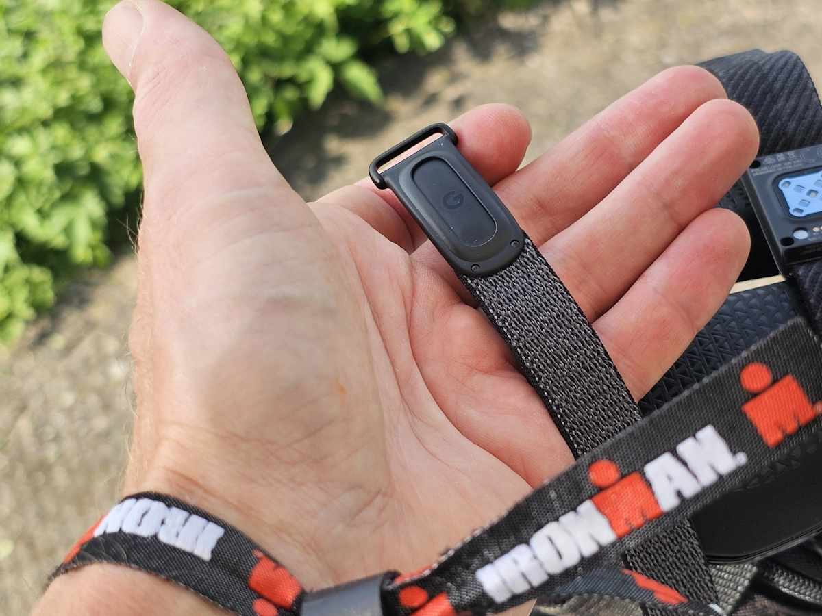 Fitbit Air van Google test
