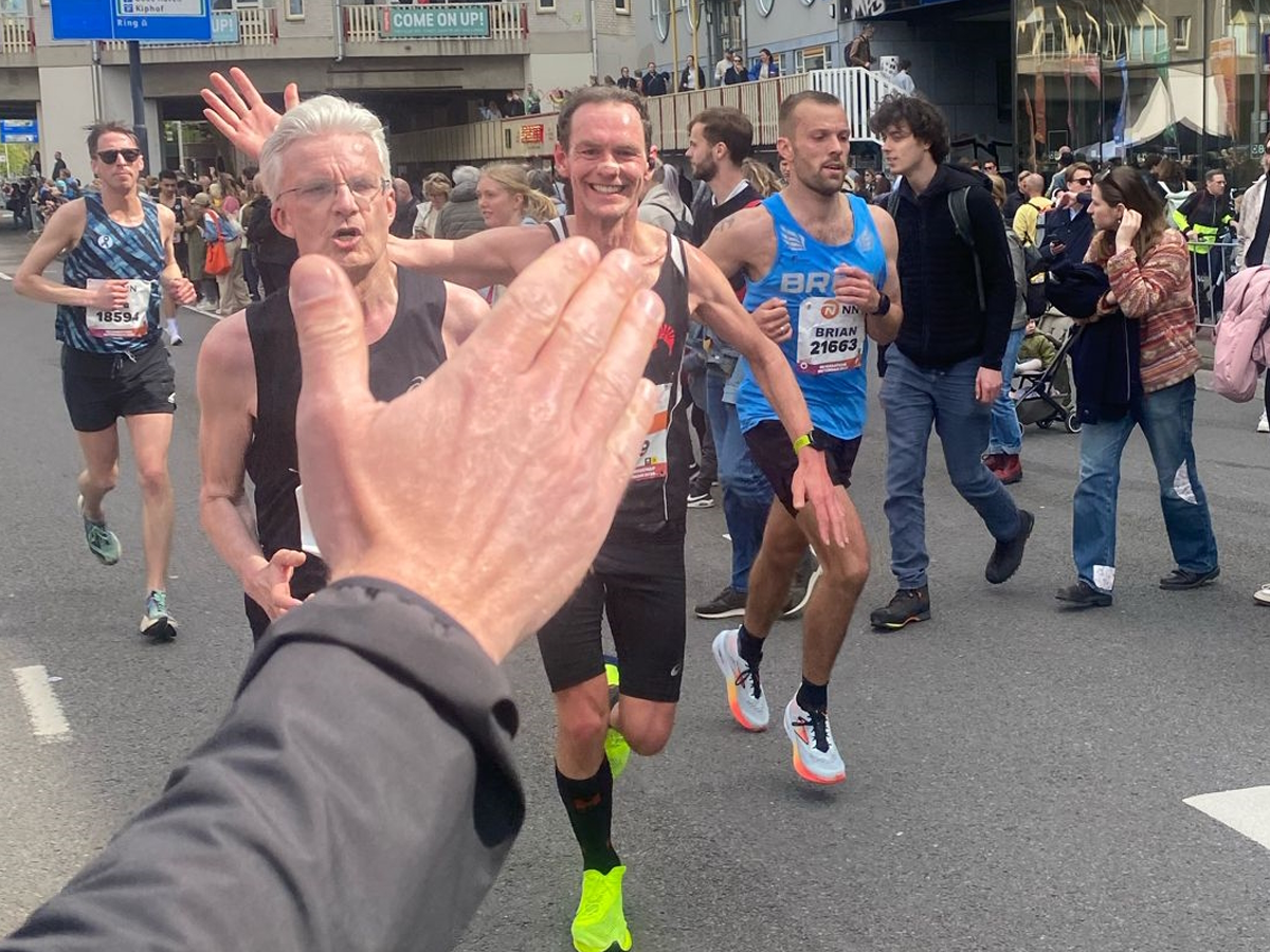 Peter die marathon loopt