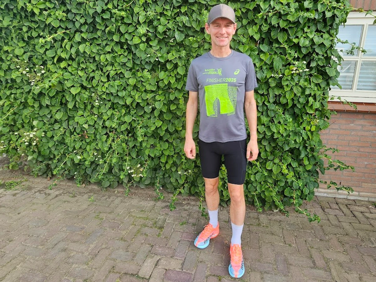 Peter tijdens test van Brooks Hyperion Elite 5 carbon hardloopschoenen