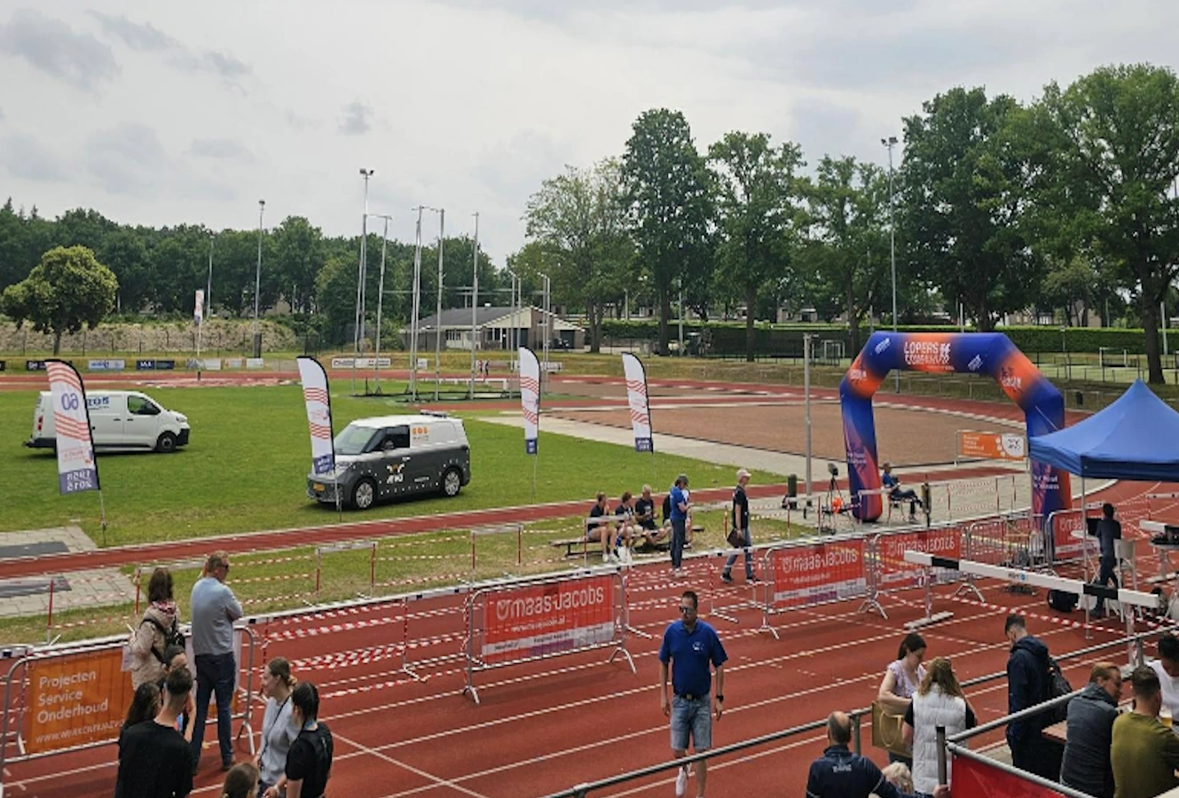 Atletiekbaan in Bergen op Zoom waar de Brabantse Wal Marathon plaatsvindt